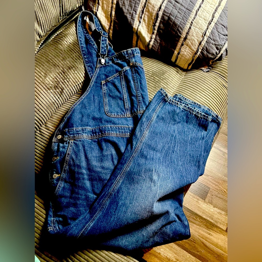 Old navy bib overalls sz 26 NWT